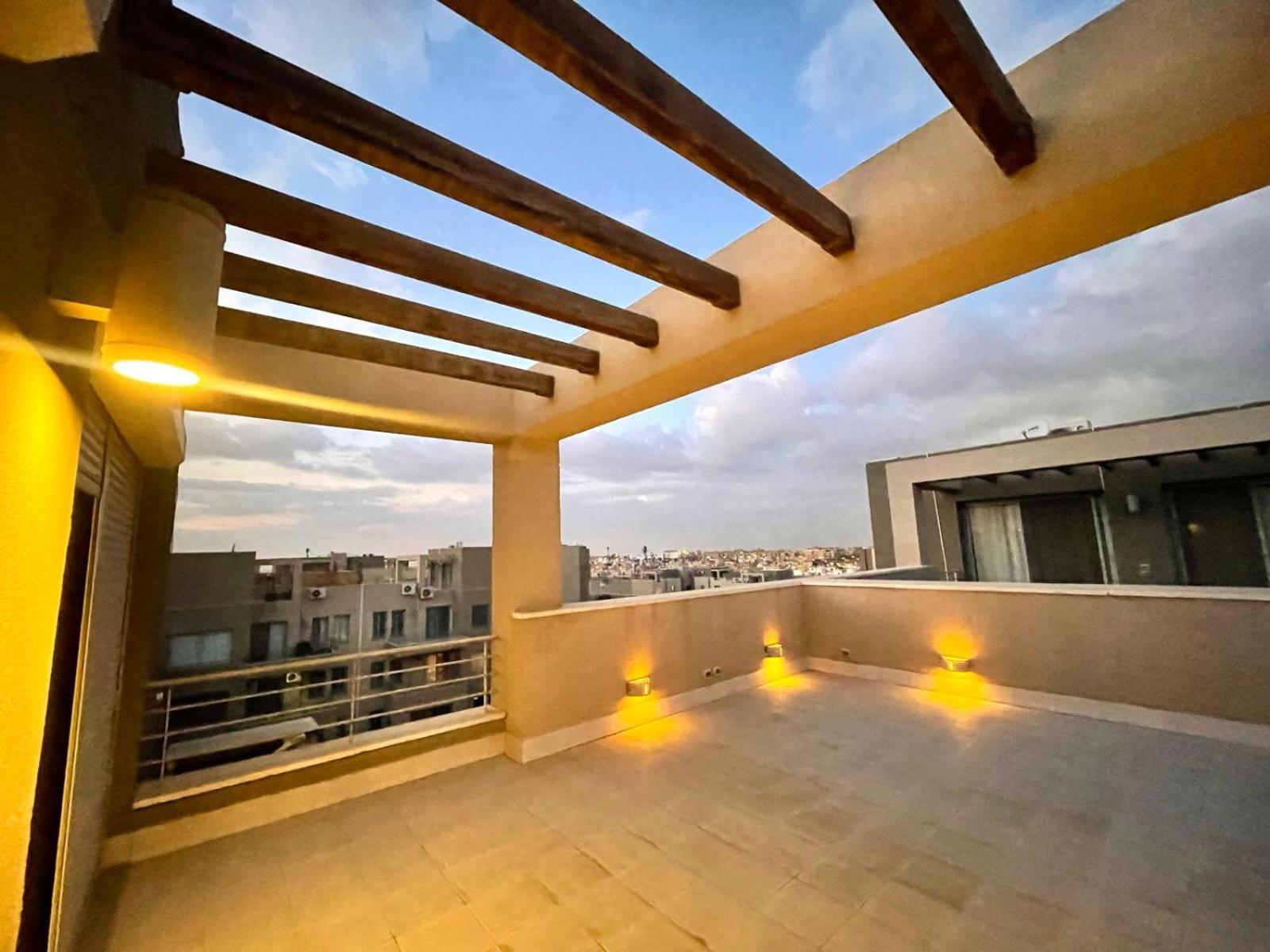 Apartment The Village Gate - Penthouse - Palm Hills *